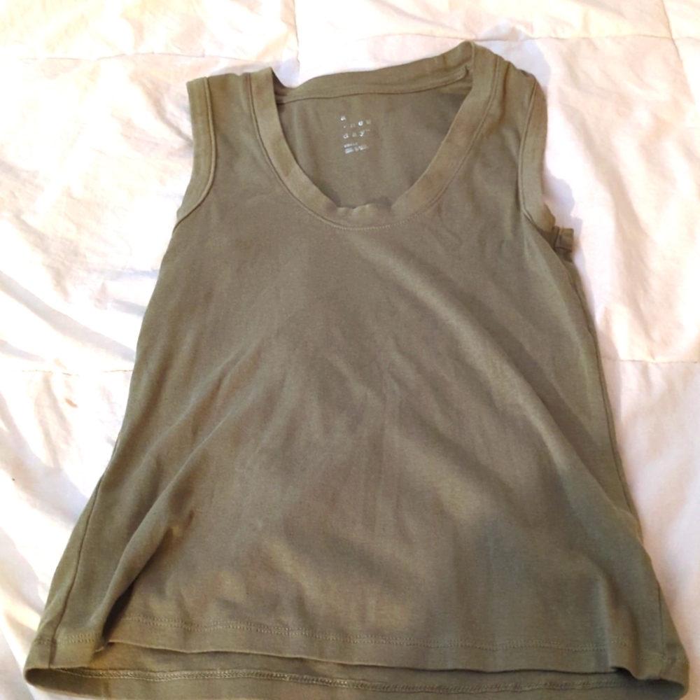 Green tank top
